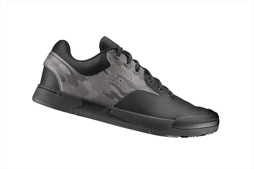 ČEVLJI GIANT Shuttle Flat